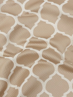 Satin-Faced Jacquard – Nougat Moroccan Quatrefoil – British Imported Satin-Faced Jacquard – Nougat Moroccan Quatrefoil – British Imported