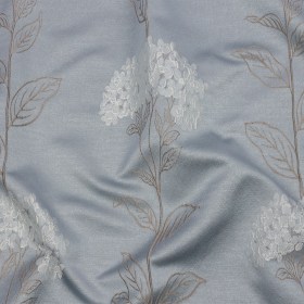 Drapery Jacquard – Wedgewood Hydrangea Stems – British Imported Drapery Jacquard – Wedgewood Hydrangea Stems – British Imported
