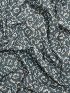 Brushed Cotton and Linen Canvas – Indigo Flowers and Leaves – Flowers and Leaves British Imported Brushed Cotton and Linen Canvas – Indigo Flowers and Leaves – Flowers and Leaves British Imported