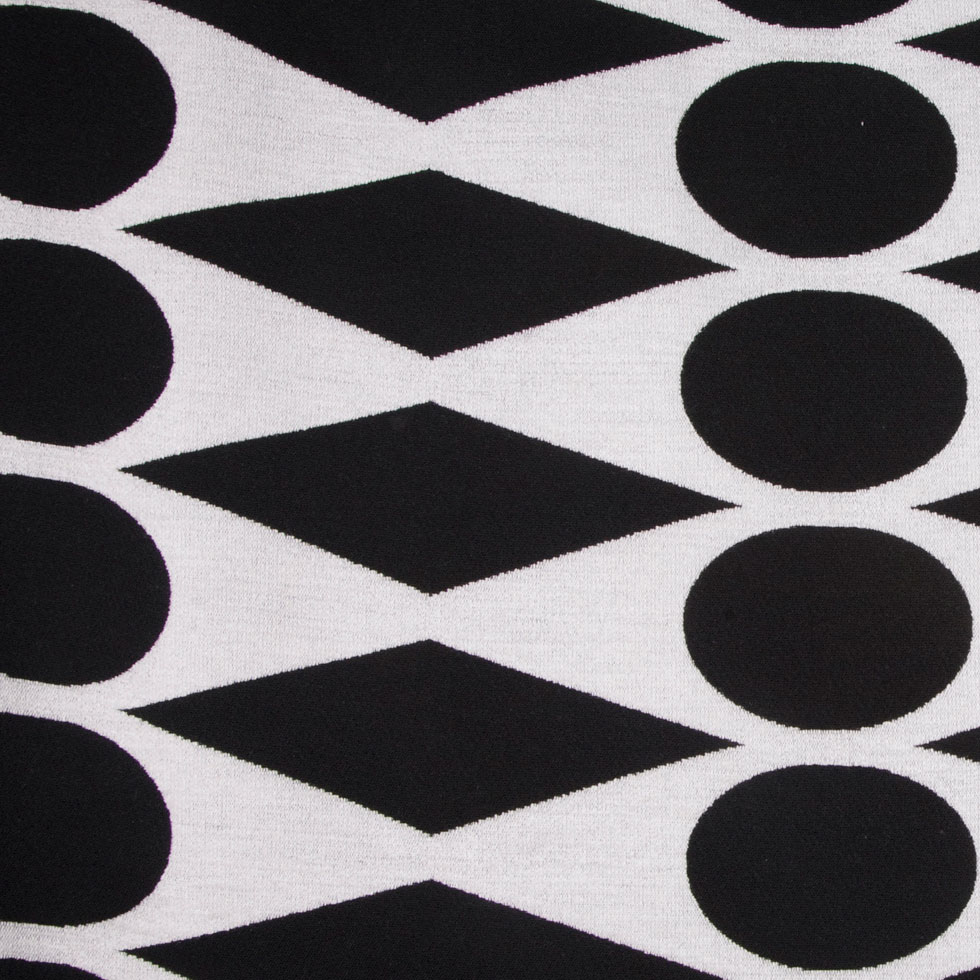 White/Black Geometric Chenille White/Black Geometric Chenille