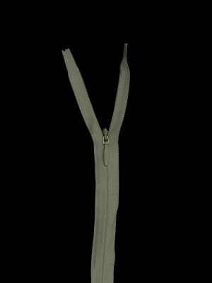 Invisible Zipper 24″ by YKK – 170 Iguana Invisible Zipper 24″ by YKK – 170 Iguana