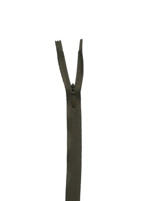 Invisible Zipper 24″ by YKK – 305 Cypress Green Invisible Zipper 24″ by YKK – 305 Cypress Green