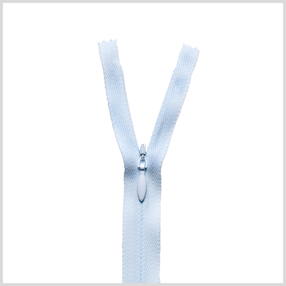 Invisible Zipper 24″ by YKK – 541 Icy Gray Invisible Zipper 24″ by YKK – 541 Icy Gray