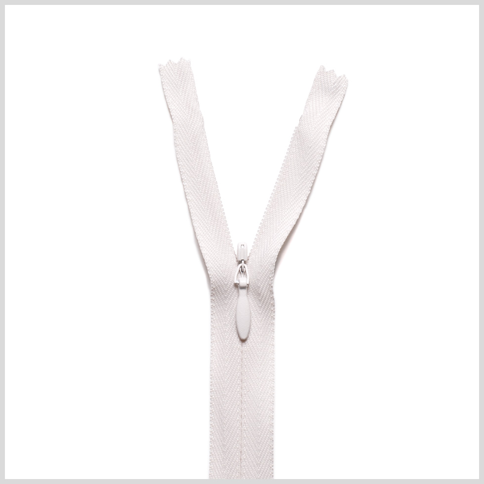 Invisible Zipper 24″ by YKK – 571 Bone Invisible Zipper 24″ by YKK – 571 Bone