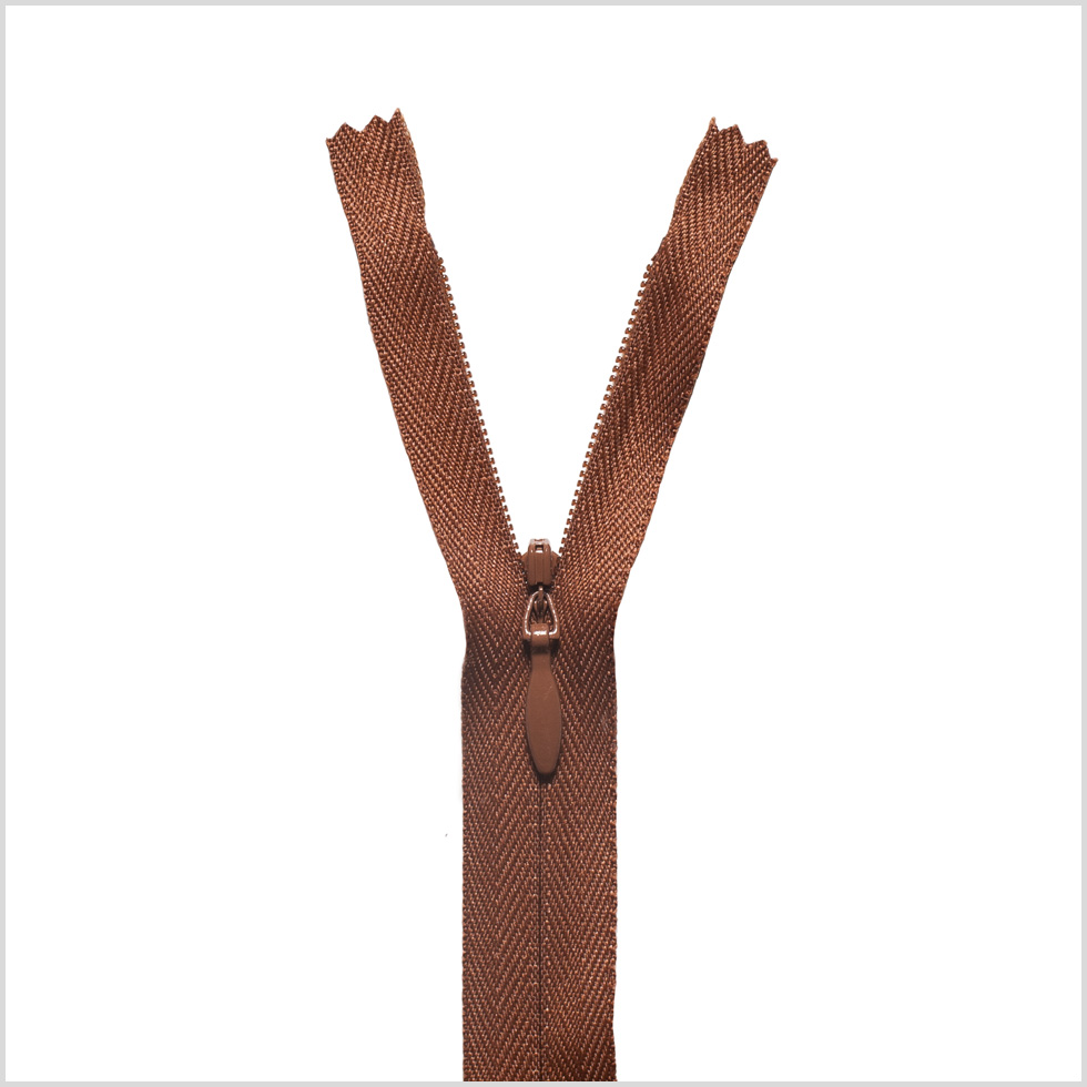 Invisible Zipper 24″ by YKK – 857 Antique Gold Invisible Zipper 24″ by YKK – 857 Antique Gold