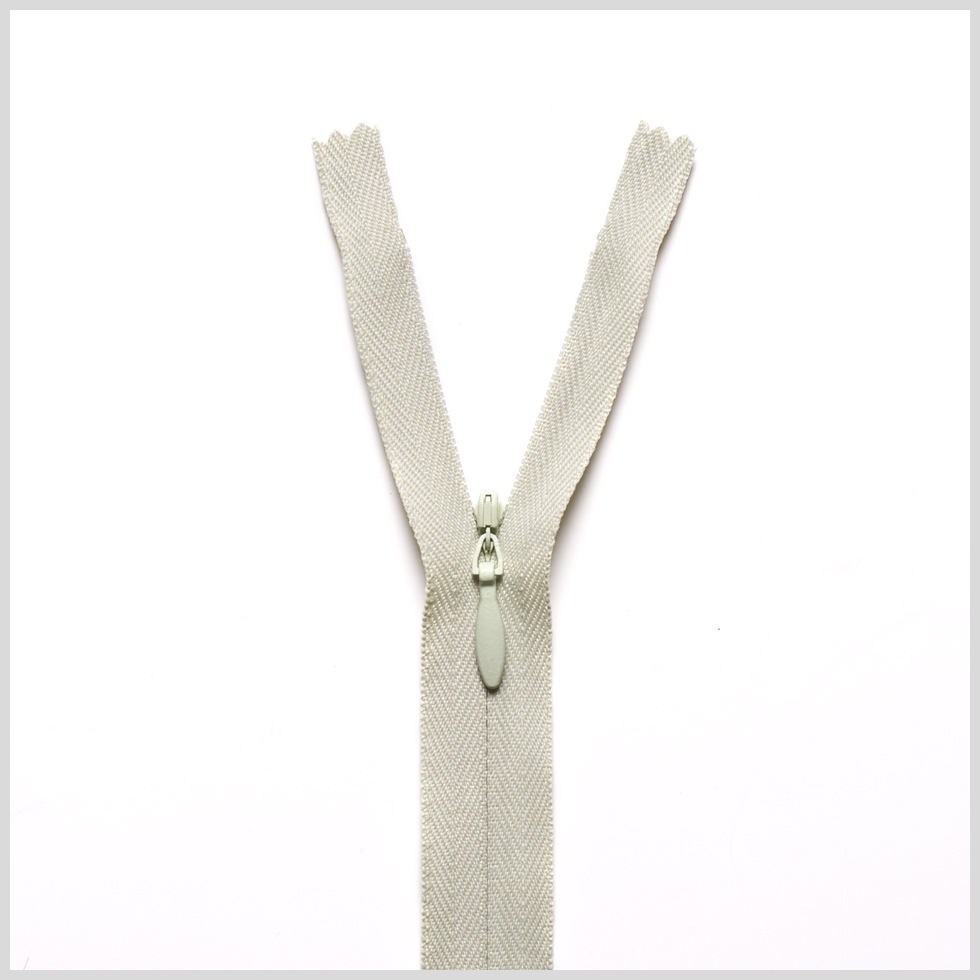 Invisible Zipper 9″ by YKK – 881 Pale Green Invisible Zipper 9″ by YKK – 881 Pale Green