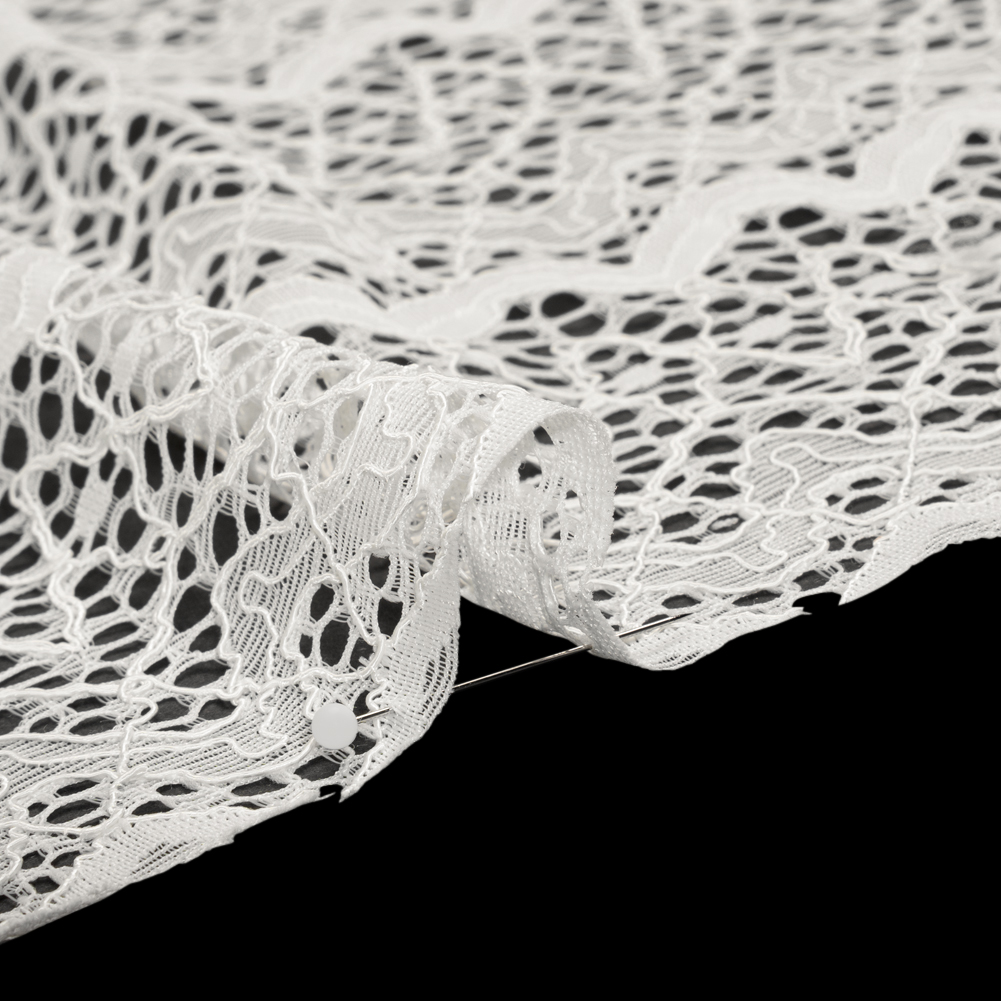 Corded Lace with Eyelash Fringe Edges - Ivory Zig Zag Stripes