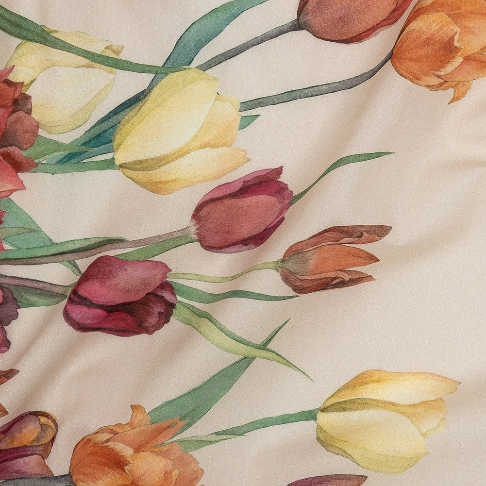 Cotton Voile – Pink, Red and Yellow Tulips Border – Camminata Print – Mood Exclusive Viso Collection Cotton Voile – Pink, Red and Yellow Tulips Border – Camminata Print – Mood Exclusive Viso Collection