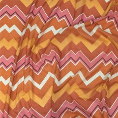 Cotton Voile – Pink and Orange Zig Zags – Festa di Apollo Print – Mood Exclusive Viso Collection Cotton Voile – Pink and Orange Zig Zags – Festa di Apollo Print – Mood Exclusive Viso Collection