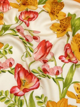 Rayon Challis – Orange and Pink Floral – Golden Garden Print – Mood Exclusive Citrus Collection Rayon Challis – Orange and Pink Floral – Golden Garden Print – Mood Exclusive Citrus Collection