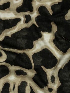 Rayon Challis – Black and Beige Abstract Spots – Fragments of Memory Print – Mood Exclusive Rockland Collection Rayon Challis – Black and Beige Abstract Spots – Fragments of Memory Print – Mood Exclusive Rockland Collection