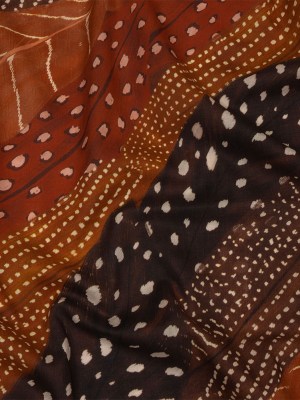 Cotton Voile – Brown and Orange Decorated Diagonal Stripes – Wind in Your Wings Print – Mood Exclusive Rockland Collection Cotton Voile – Brown and Orange Decorated Diagonal Stripes – Wind in Your Wings Print – Mood Exclusive Rockland Collection