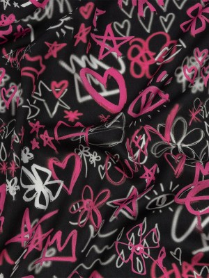Rayon Challis – Pink and Black Graffiti Doodles – Spontaneous Collaboration Print – Mood Exclusive Metro Collection Rayon Challis – Pink and Black Graffiti Doodles – Spontaneous Collaboration Print – Mood Exclusive Metro Collection