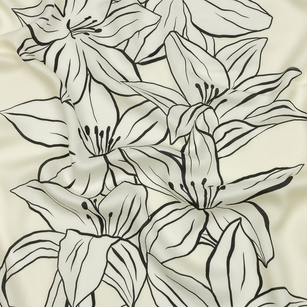 Rayon Challis – White Floral – Central Park Spring Print – Mood Exclusive Metro Collection Rayon Challis – White Floral – Central Park Spring Print – Mood Exclusive Metro Collection