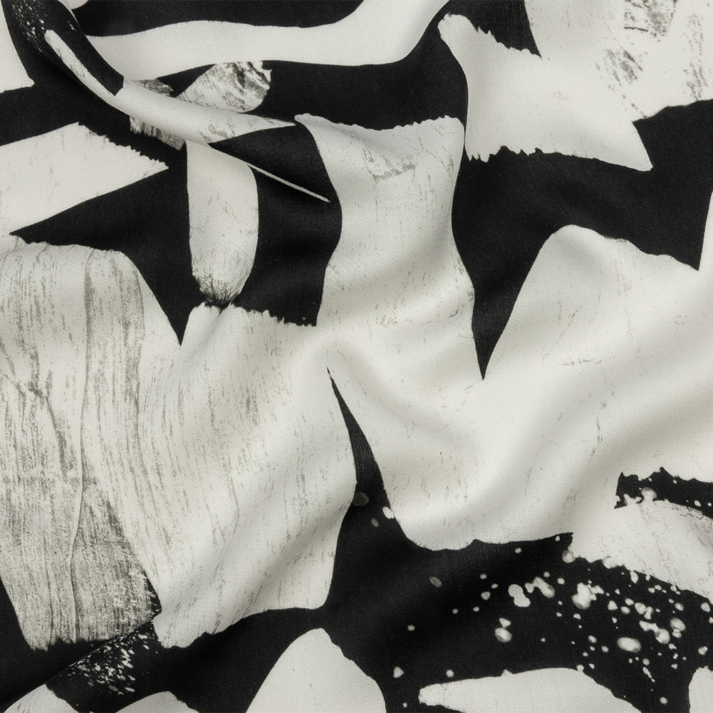 Rayon Challis – Black and White Graffiti Letters – Wall of Fame Print – Mood Exclusive Metro Collection Rayon Challis – Black and White Graffiti Letters – Wall of Fame Print – Mood Exclusive Metro Collection