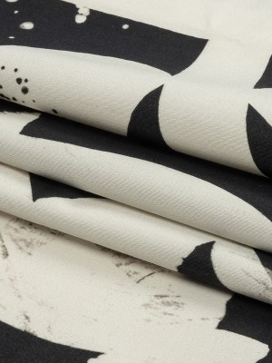 Stretch Cotton Sateen – Black and White Graffiti Letters – Wall of Fame Print – Mood Exclusive Metro Collection Stretch Cotton Sateen – Black and White Graffiti Letters – Wall of Fame Print – Mood Exclusive Metro Collection