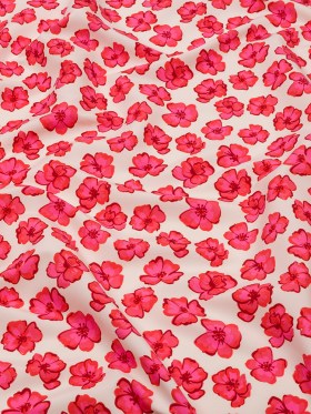 Recycled Polyester Swim Trunk Fabric – White and Pink Floral – Hawaiian Rollercoaster Print – Mood Exclusive Malibu Collection Recycled Polyester Swim Trunk Fabric – White and Pink Floral – Hawaiian Rollercoaster Print – Mood Exclusive Malibu Collection