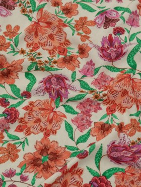 Sustainable Viscose Crepe – Pink and Orange Floral – Lennox Estate Print – Mood Exclusive Gisele Collection Sustainable Viscose Crepe – Pink and Orange Floral – Lennox Estate Print – Mood Exclusive Gisele Collection