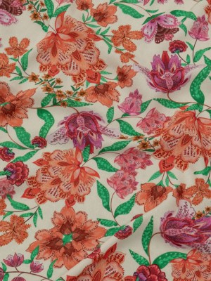 Sustainable Viscose Crepe – Pink and Orange Floral – Lennox Estate Print – Mood Exclusive Gisele Collection Sustainable Viscose Crepe – Pink and Orange Floral – Lennox Estate Print – Mood Exclusive Gisele Collection