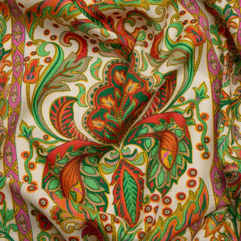 Viscose and Linen Woven – White Floral Paisley Stripes – Locust Lily Print – Mood Exclusive Gisele Collection Viscose and Linen Woven – White Floral Paisley Stripes – Locust Lily Print – Mood Exclusive Gisele Collection