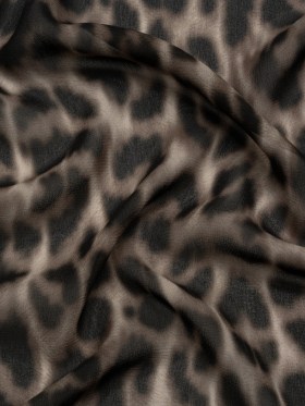 Viscose Georgette – Black and Beige Leopard – Shade of the Acacia Print – Mood Exclusive Kilimanjaro Collection Viscose Georgette – Black and Beige Leopard – Shade of the Acacia Print – Mood Exclusive Kilimanjaro Collection