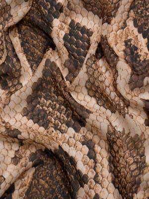 Viscose Georgette – Beige and Brown Snakeskin – Kaa’s Charm Print – Mood Exclusive Kilimanjaro Collection Viscose Georgette – Beige and Brown Snakeskin – Kaa’s Charm Print – Mood Exclusive Kilimanjaro Collection