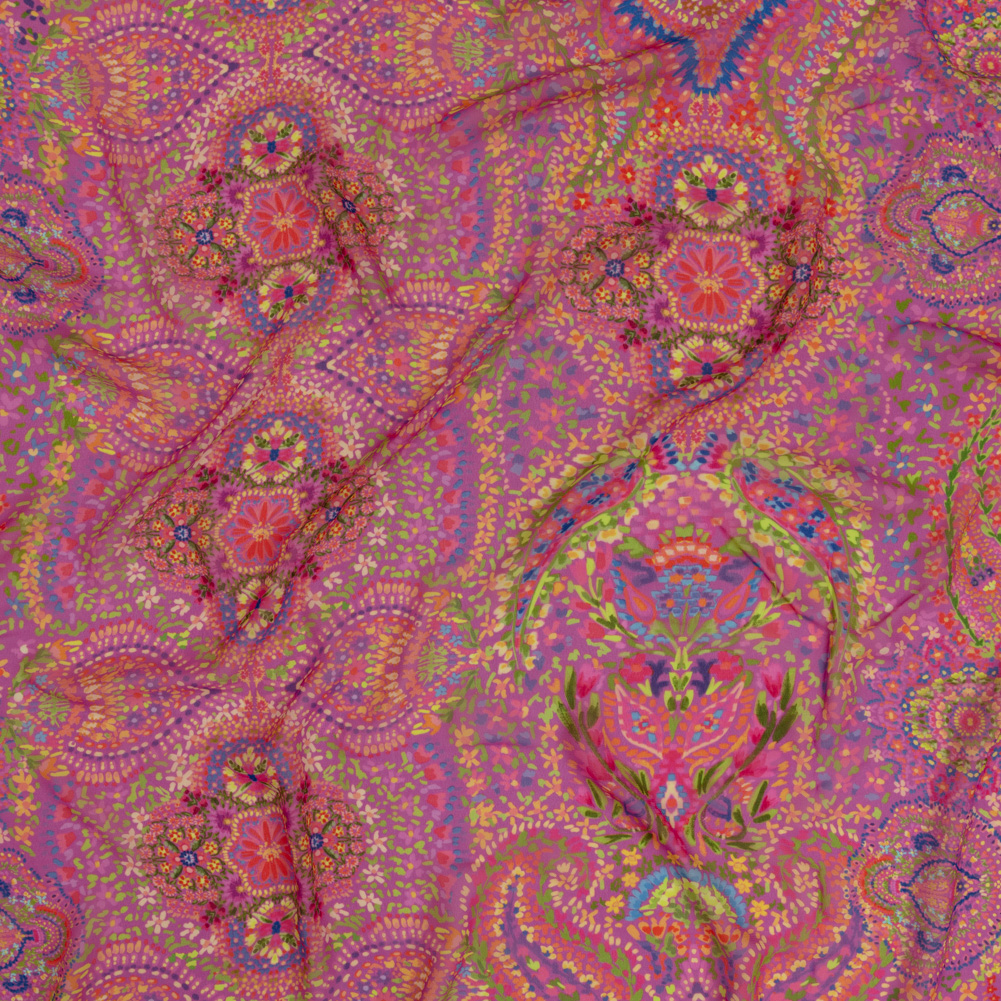 Viscose Georgette – Pink Paisley – Amsterdam Market Print – Mood Exclusive Gisele Collection Viscose Georgette – Pink Paisley – Amsterdam Market Print – Mood Exclusive Gisele Collection