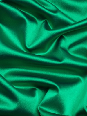 Stretch Satin Made in Italy – Kelly Green with Black Backing – Premium Collection Stretch Satin Made in Italy – Kelly Green with Black Backing – Premium Collection