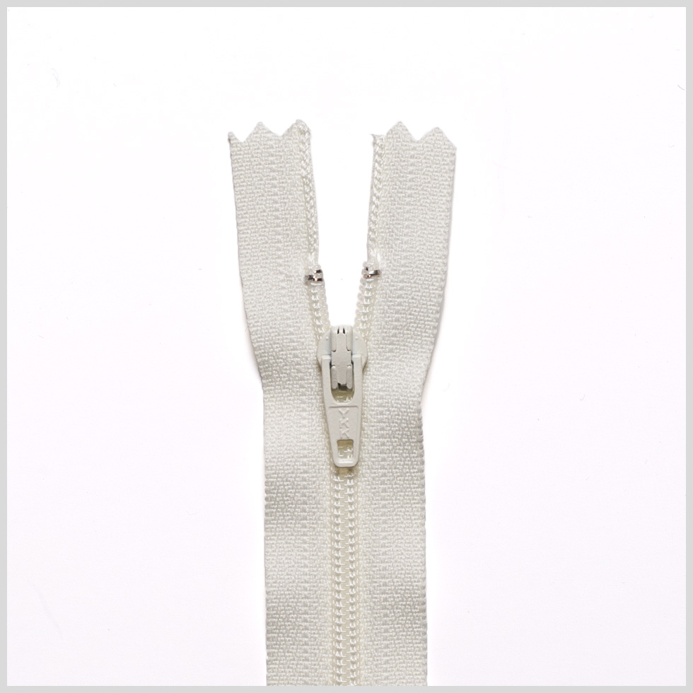 Regular Zipper 24″ by YKK – 502 Off-White Regular Zipper 24″ by YKK – 502 Off-White