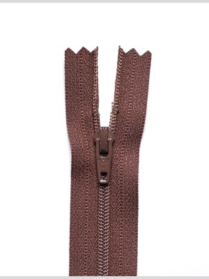 Regular Zipper 24″ by YKK – 568 Chocolate Regular Zipper 24″ by YKK – 568 Chocolate