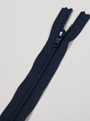 Regular Zipper 9″ by YKK – 560 Deep Navy Regular Zipper 9″ by YKK – 560 Deep Navy
