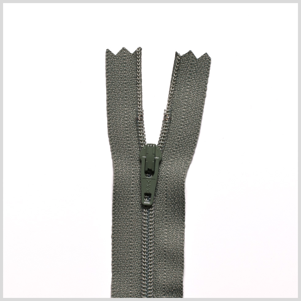 Regular Zipper 9″ by YKK – 562 Oxidized Regular Zipper 9″ by YKK – 562 Oxidized