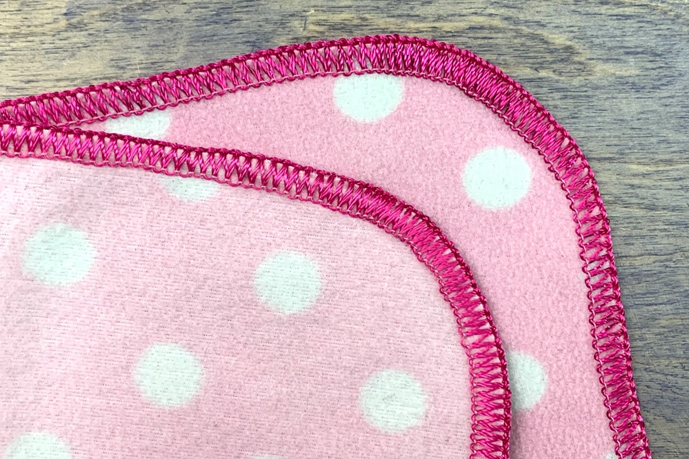 Dazzle™ 8wt Rayon with Metallic Thread Dazzle™ - Raspberry - DZ42