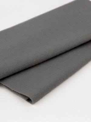 Merino Wool Fabric: Sue Spargo LN04 – Grey Flannel Merino Wool Fabric: Sue Spargo LN04 – Grey Flannel