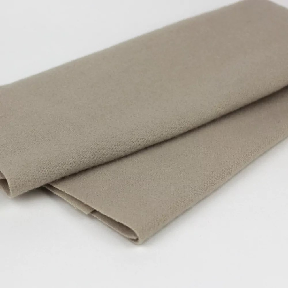 Merino Wool Fabric: Sue Spargo LN03 – Fog Merino Wool Fabric: Sue Spargo LN03 – Fog