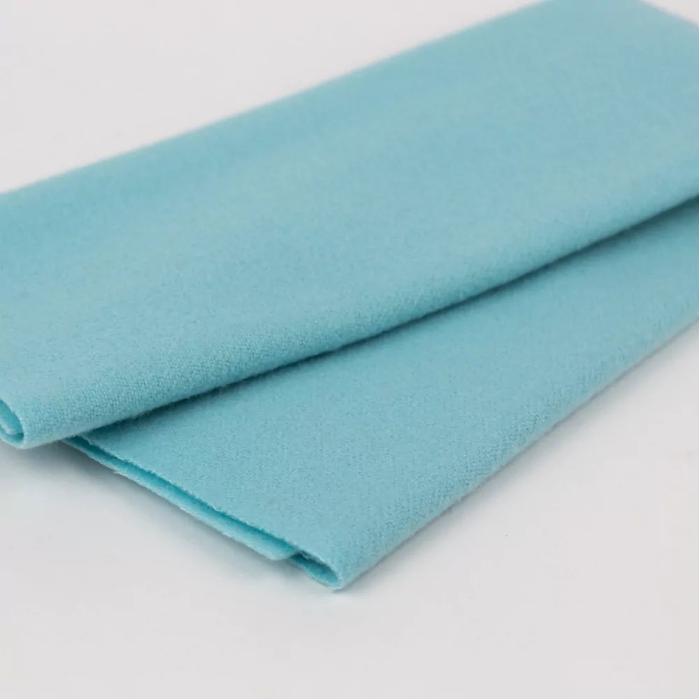 Merino Wool Fabric: Sue Spargo LN20 – Cloud Merino Wool Fabric: Sue Spargo LN20 – Cloud