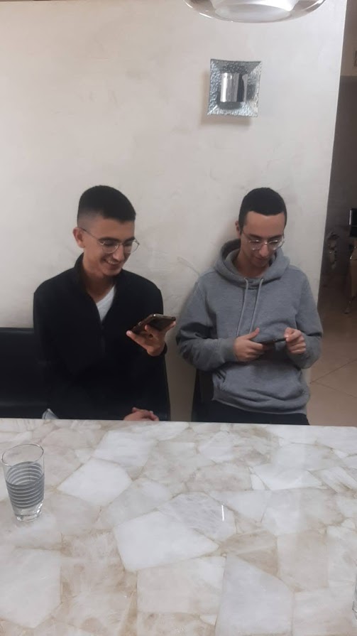 סיפור של ירון על שי, ערכיו ואיך עזר לו בהחלטה חשובה בחיים סיפור של ירון על שי, ערכיו ואיך עזר לו בהחלטה חשובה בחיים