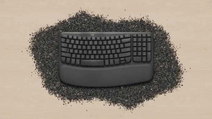 Wave keys for business sobre la mesa