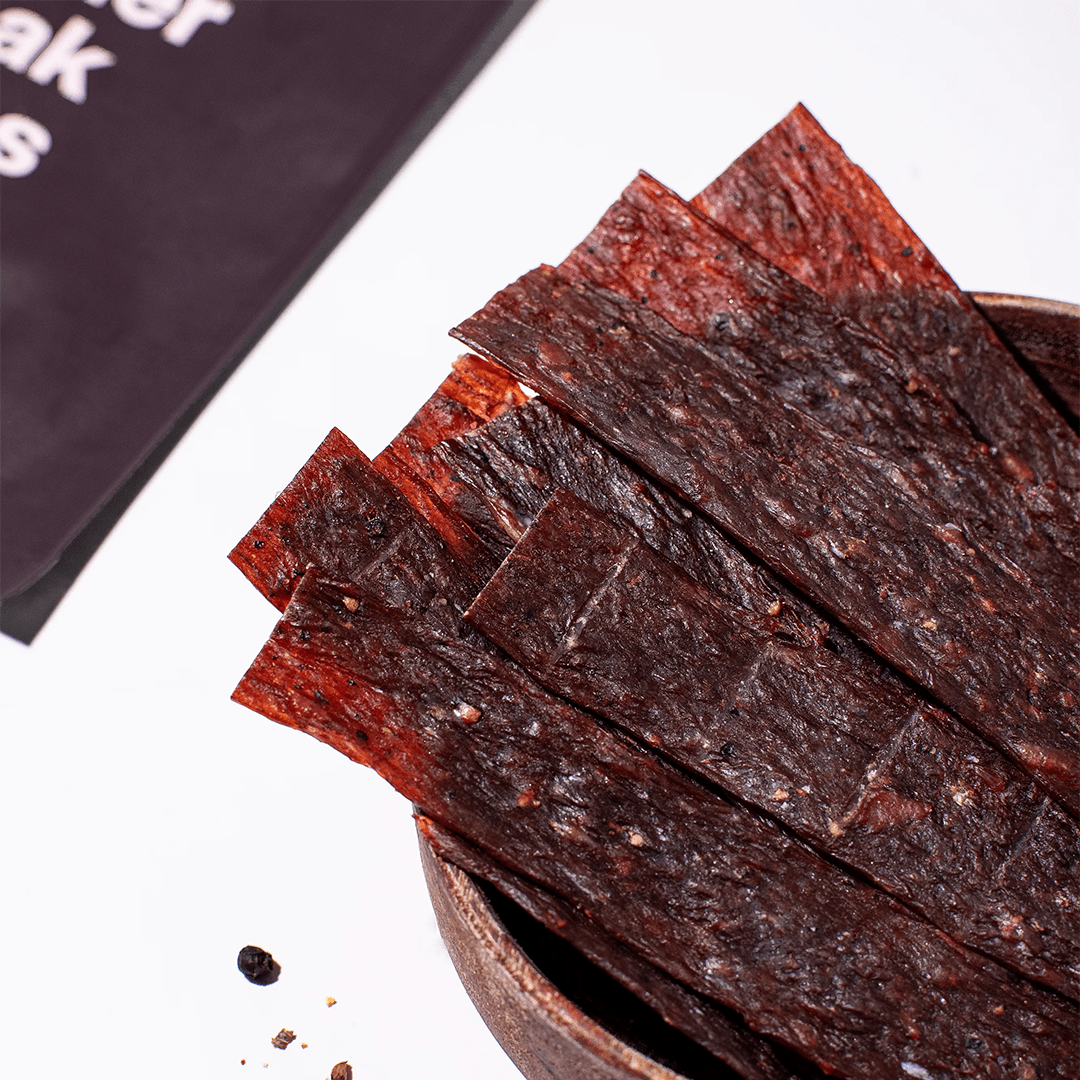Vilgain Tender Steak Strips Black Pepper - Suszona wołowina stekowa - czarny pieprz - 25 g