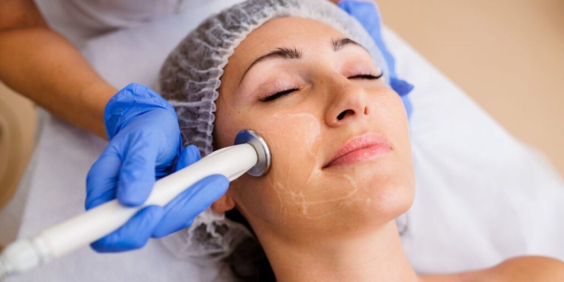 How Do You Keep Your Skin Clear and Smooth With Regular Grooming? How Do You Keep Your Skin Clear and Smooth With Regular Grooming?