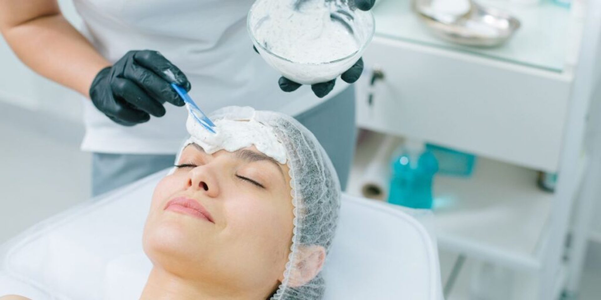 How Can You Improve Skin Elasticity With Bath and Body Products? How Can You Improve Skin Elasticity With Bath and Body Products?