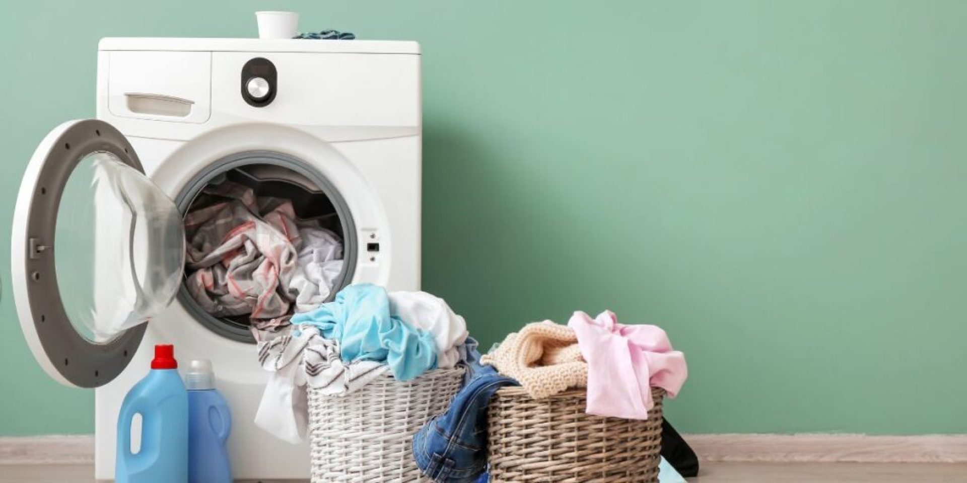 How Do You Keep Your Clothes Clean and Hygienic All Day? How Do You Keep Your Clothes Clean and Hygienic All Day?