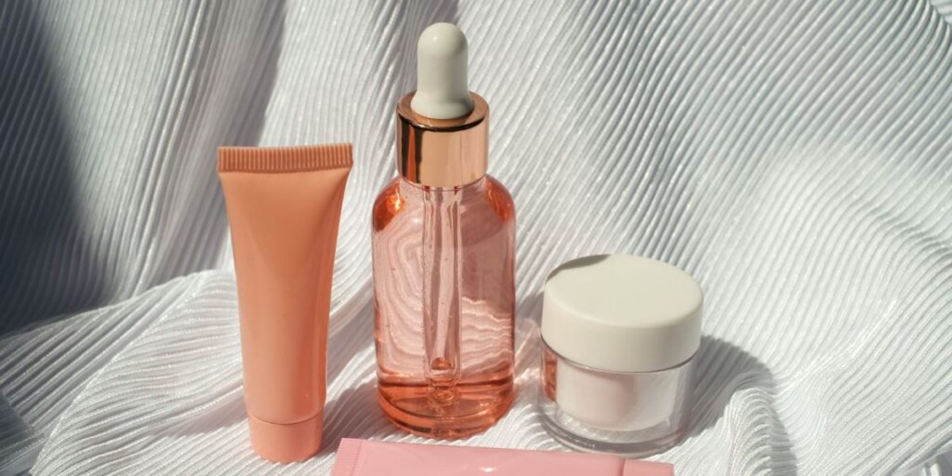 How Do You Maintain Your Skincare Routine During Hot Weather? How Do You Maintain Your Skincare Routine During Hot Weather?