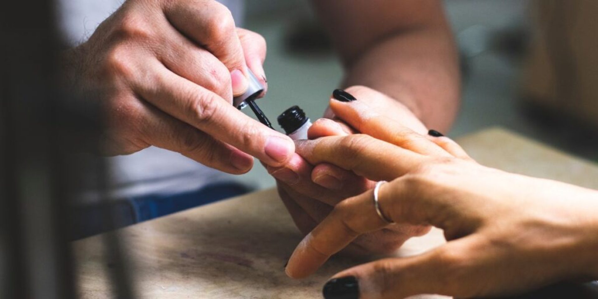 What Is the Best Way to Remove Gel Polish Without Damaging Your Nails? What Is the Best Way to Remove Gel Polish Without Damaging Your Nails?