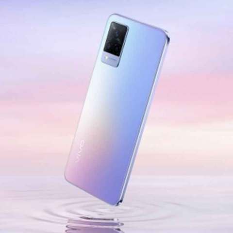 Vivo V21: A Deep Dive Into The Stylish And Camera-Centric Mid-Range Marvel Vivo V21: A Deep Dive Into The Stylish And Camera-Centric Mid-Range Marvel