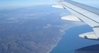 Descending & landing into Long Beach California Airport Descending & landing into Long Beach California Airport