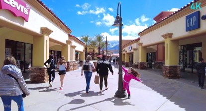 Driving to Palm Spring, Desert Hills Premium Outlets, Palm Springs, California – 4K60 Driving to Palm Spring, Desert Hills Premium Outlets, Palm Springs, California – 4K60
