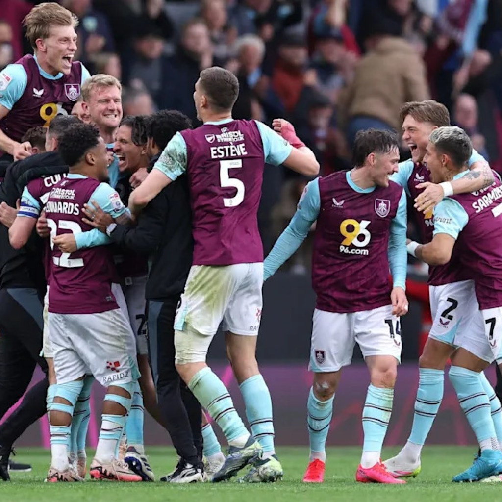 Burnley bounce again to Premier League and consign Sheffield United to play-offs