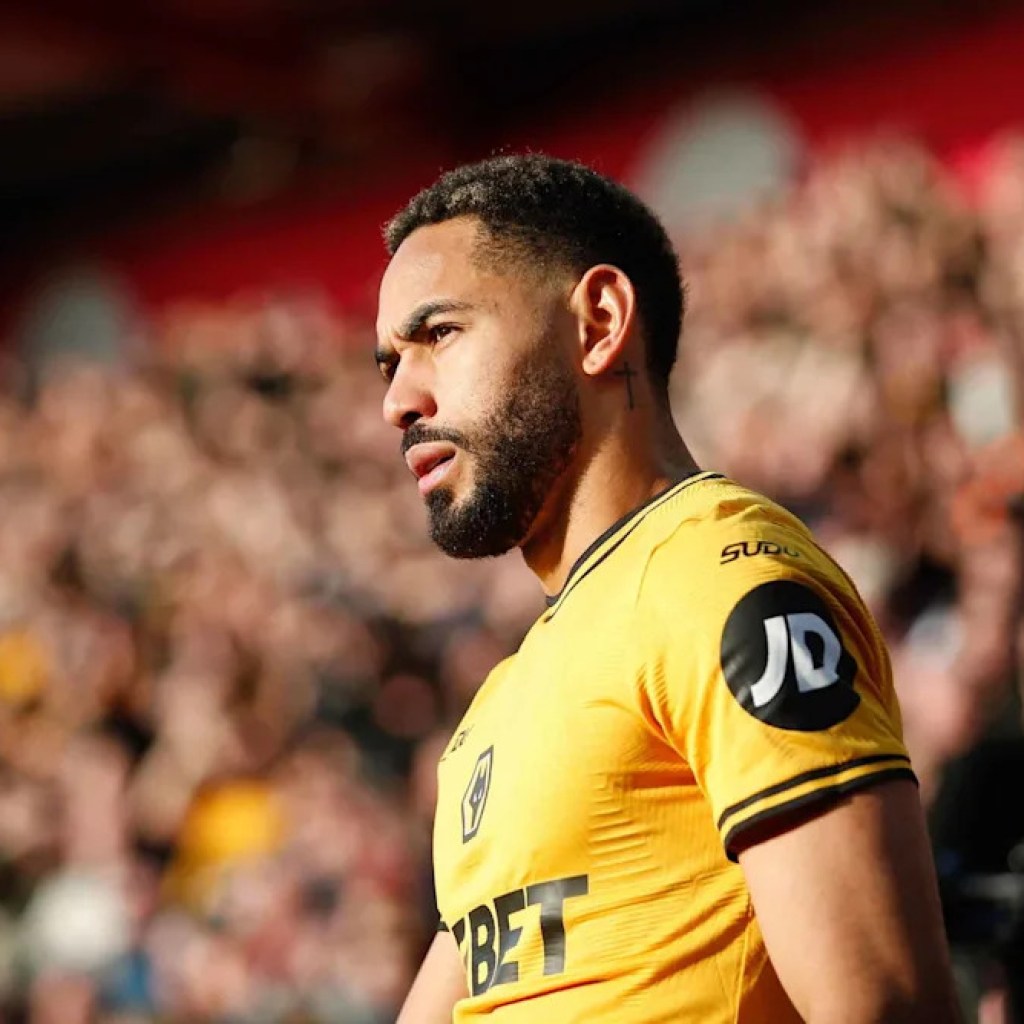 Report: Premier League rivals eye £50m transfer for Liverpool midfielder