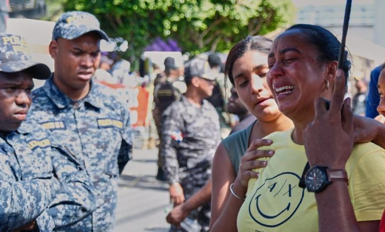 The collapse of the Dominican Republic club's roof killed at least 113 people as they are still looking for survivors The collapse of the Dominican Republic club's roof killed at least 113 people as they are still looking for survivors